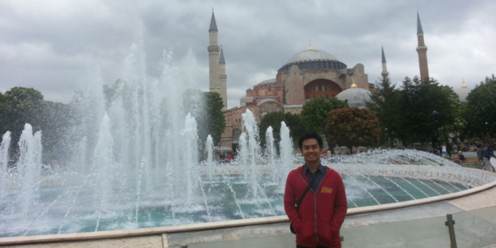 rizkyns_'s profile banner image
