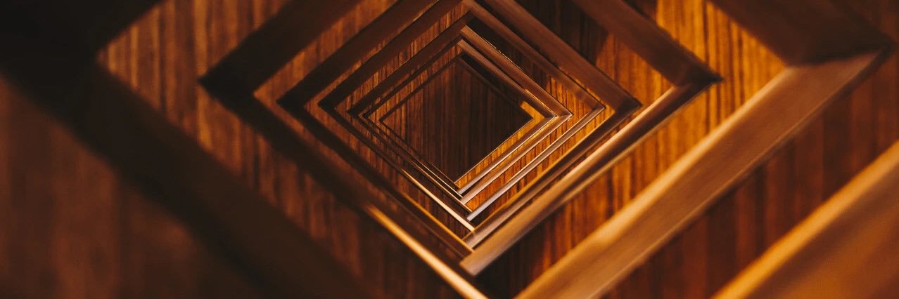 亚历山大 润土 banner