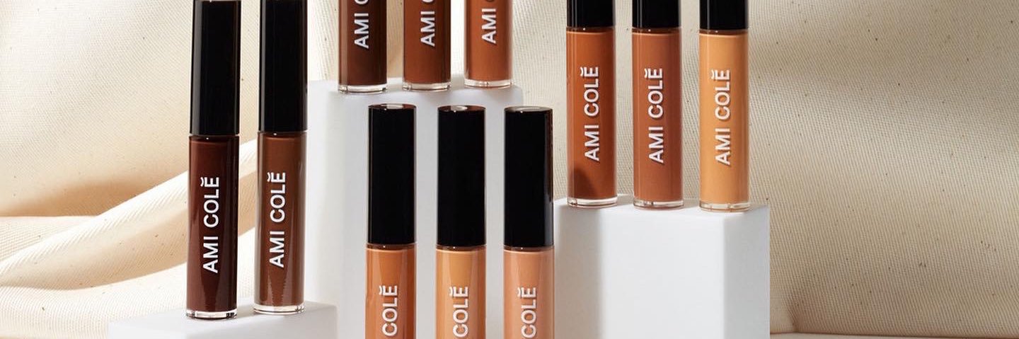 ahh-mee kOhl-Lay banner