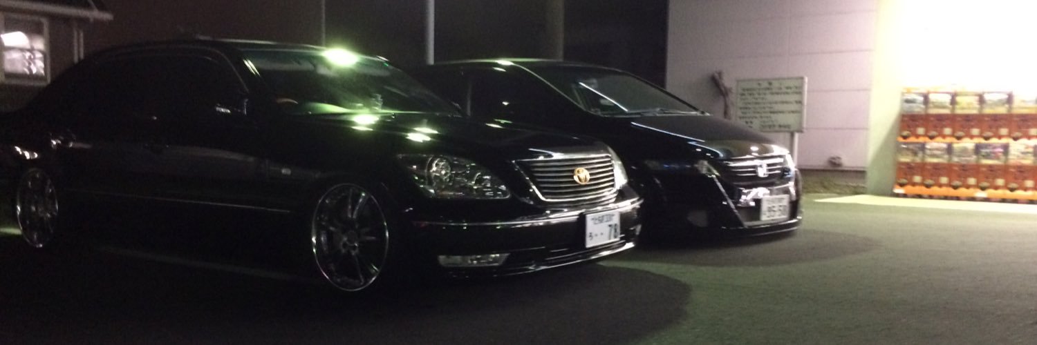 1121yr's profile banner image