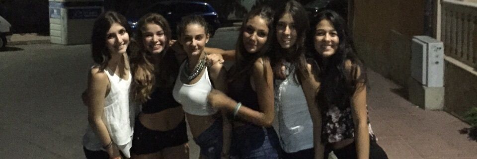 carooltodoli's profile banner image