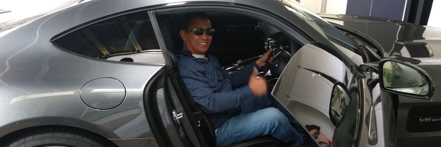 hendrakolang's profile banner image