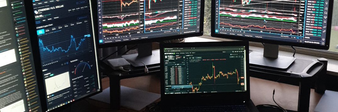 memocryptoo's profile banner image
