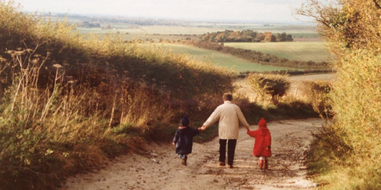 Elles1990's profile banner image