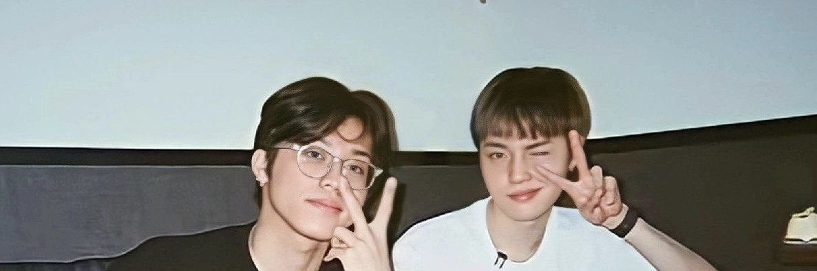 (¨`•.•´¨) banner