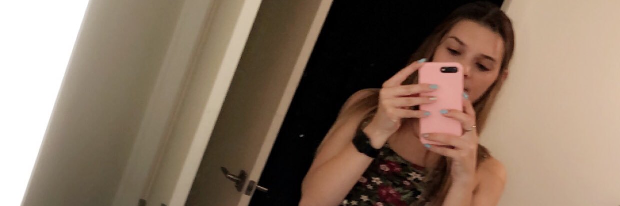 leandra1600's profile banner image
