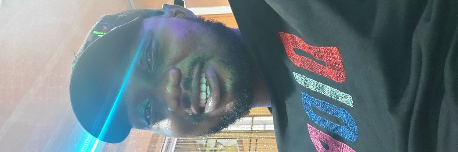 elbatigo's profile banner image