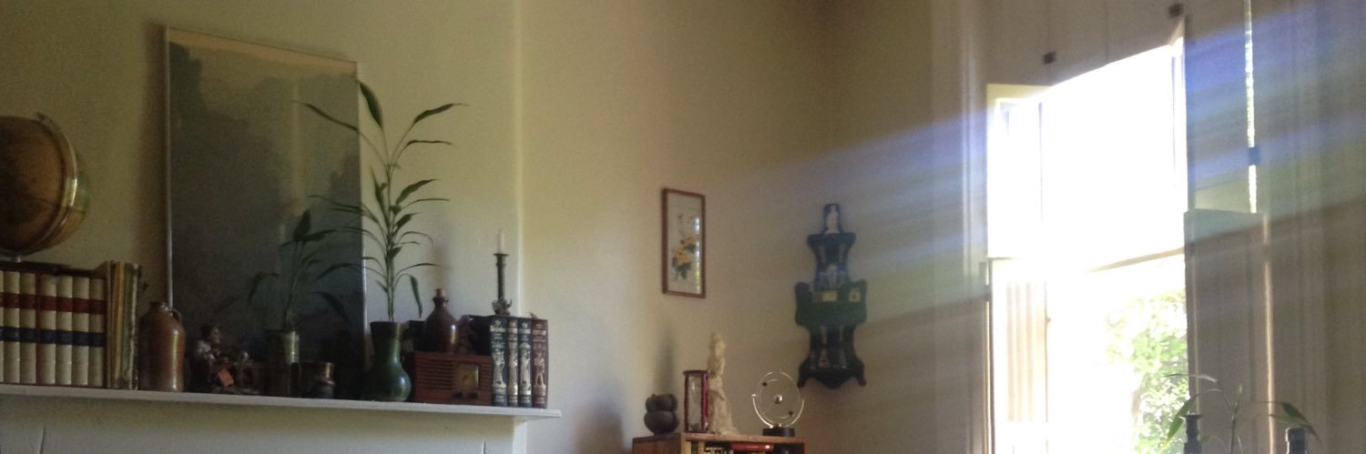 TE_Warner's profile banner image