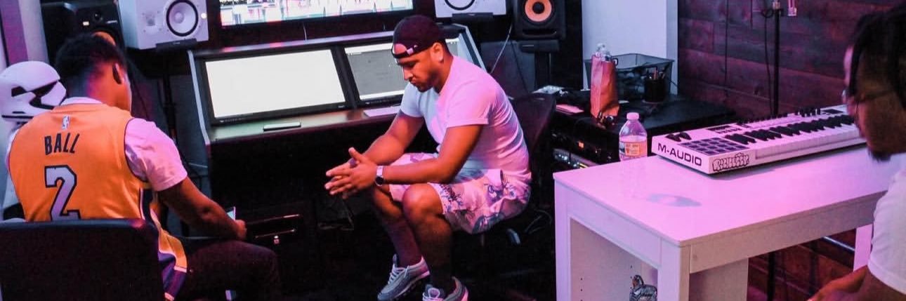 Label Submissions banner