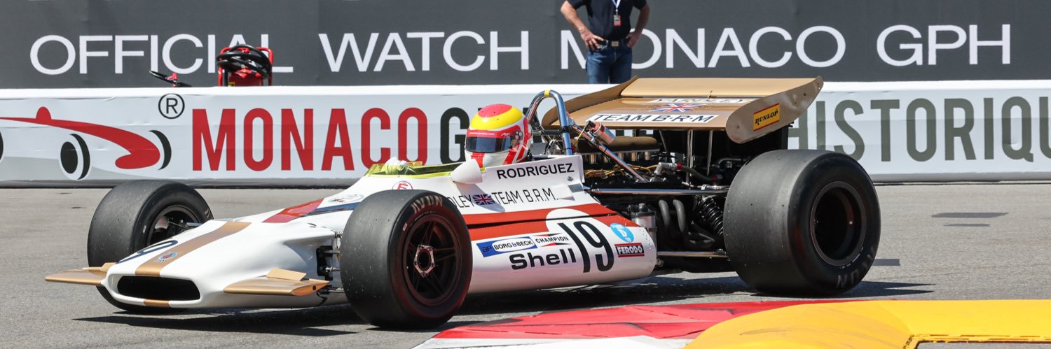 Adrian Fernandez banner