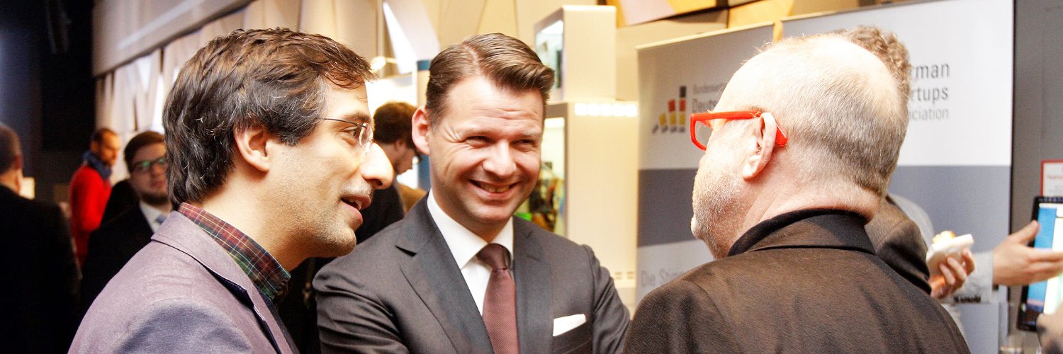 Prof. Dr. Tobias Kollmann banner