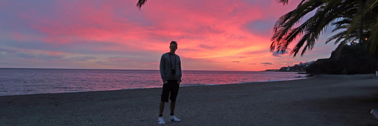 faltes's profile banner image