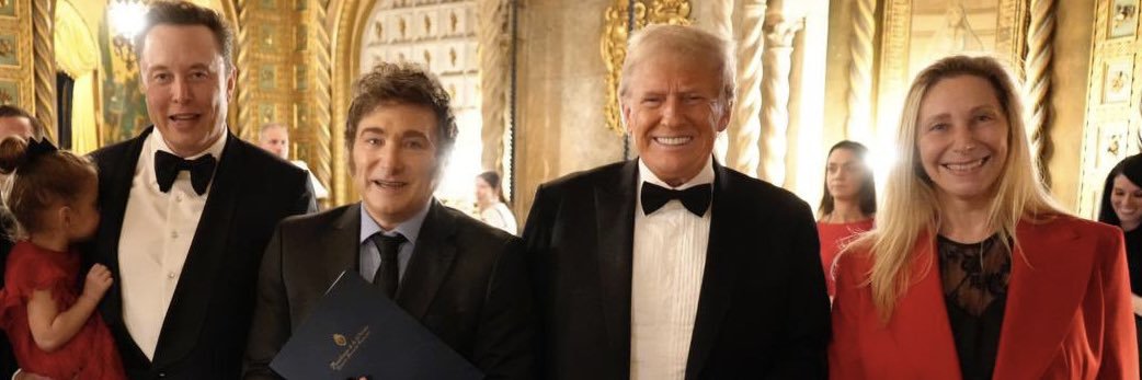 El perro que ríe del 55,69% banner