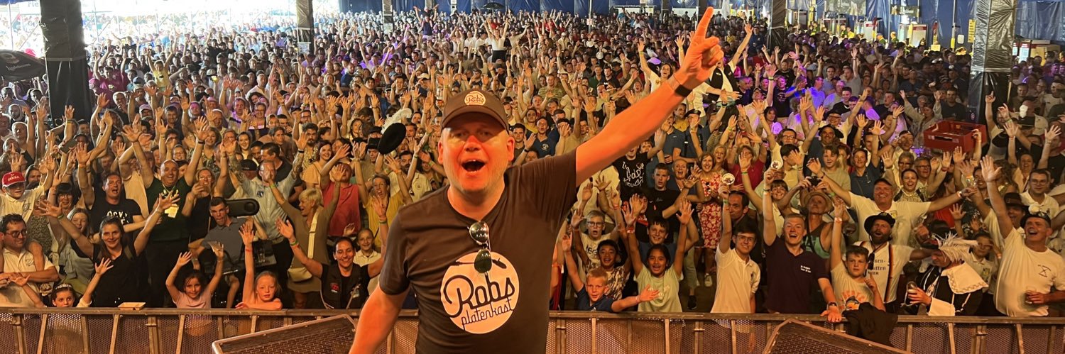 djrobvansoest's profile banner image