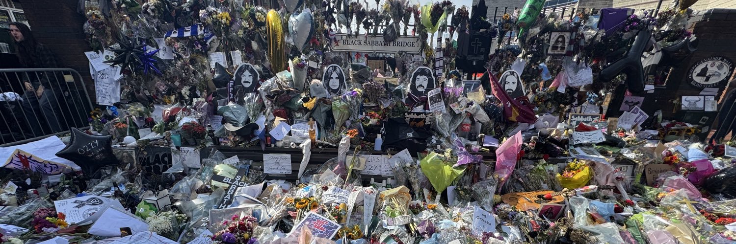 S🍉 #freeluigi💚 banner