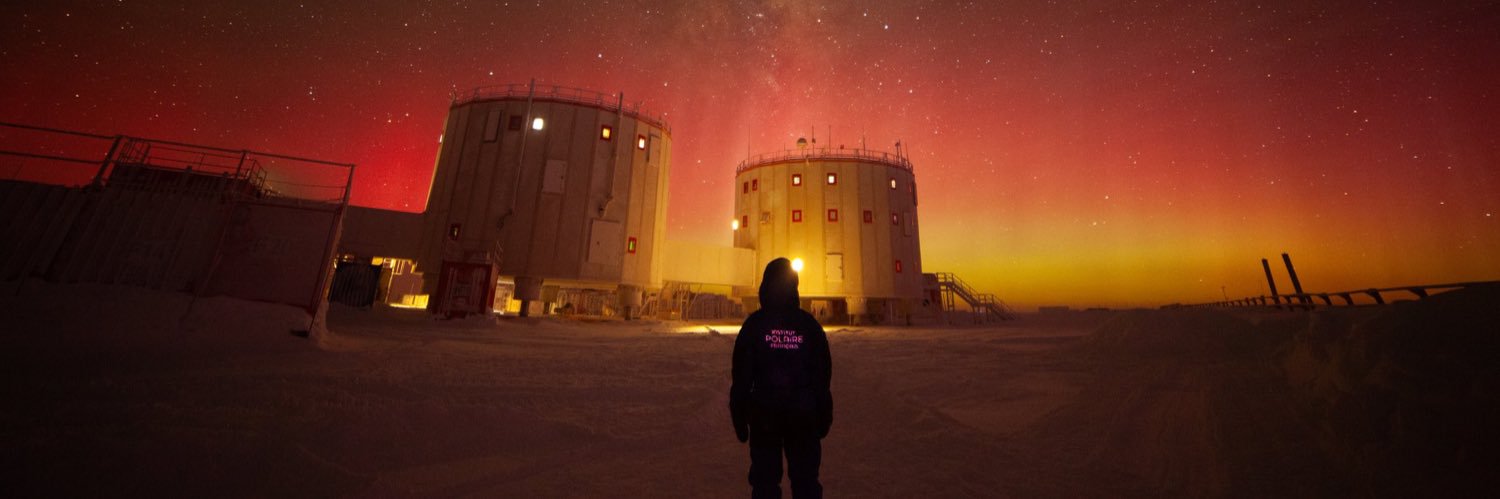 أُسامَة . banner