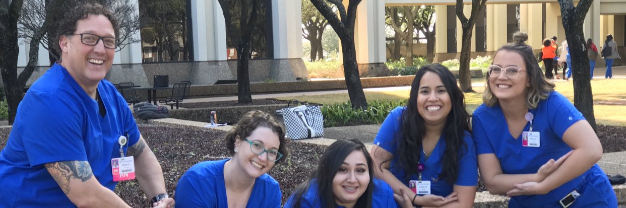 hallie_renae's profile banner image