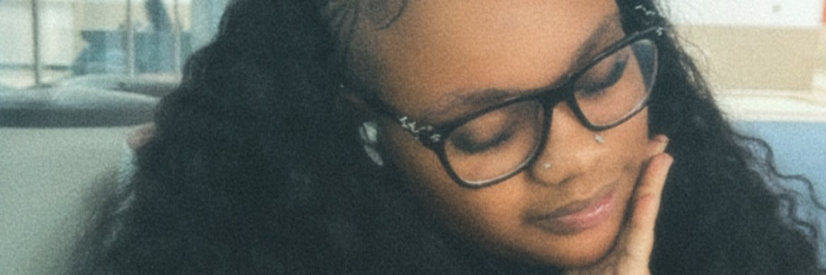 prettywerido22's profile banner image
