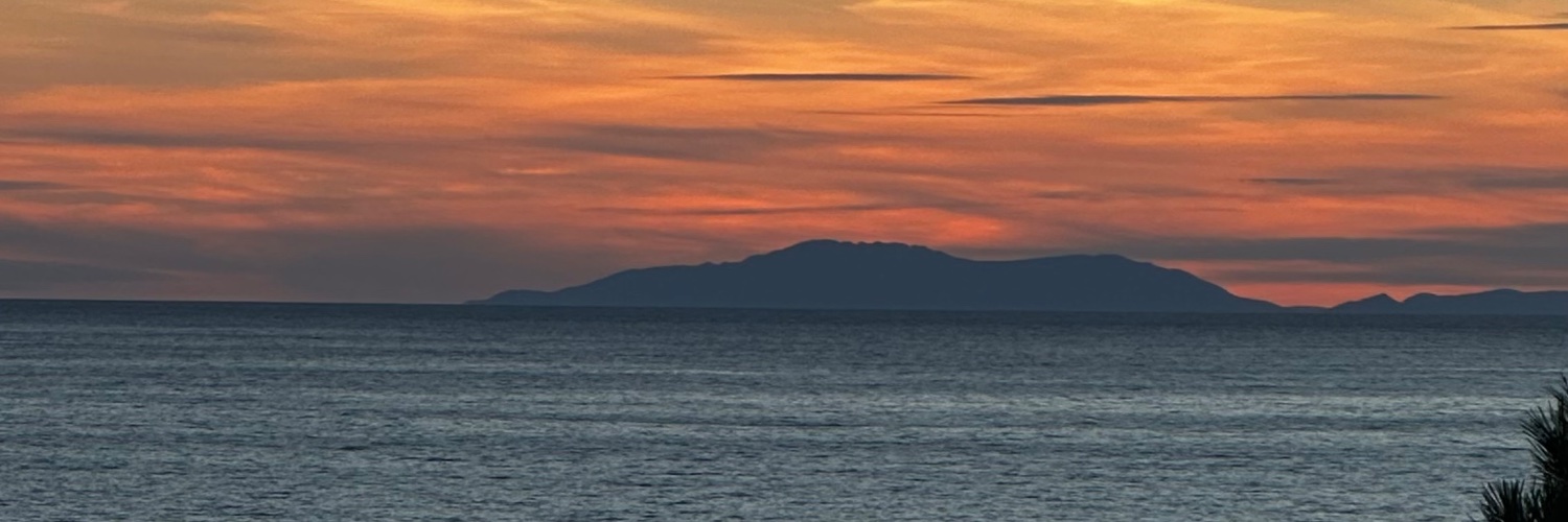 raacheel96's profile banner image