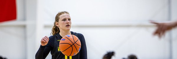 lilly_thoman3 Profile Banner