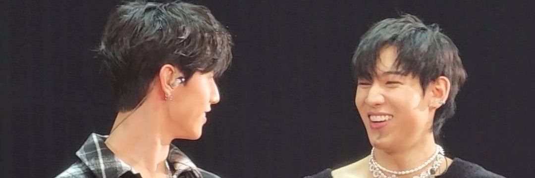 Nat_teacha🐊🐍💜❤️ banner