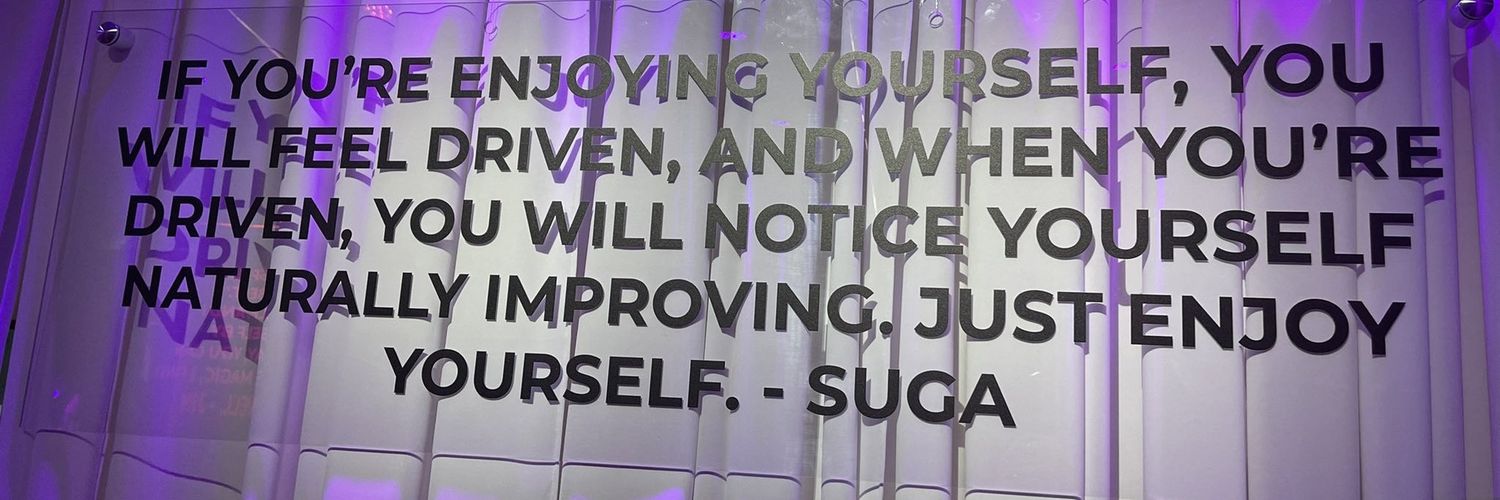 sugaxhwang's profile banner image