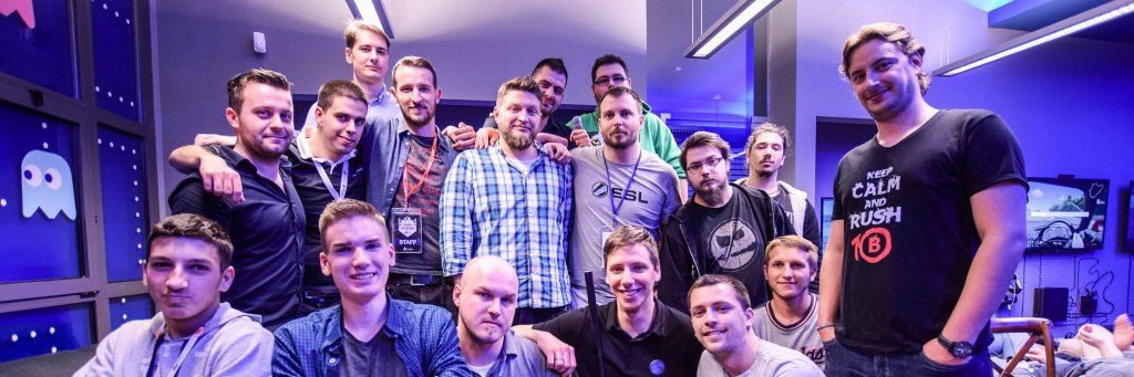 flegmoar's profile banner image