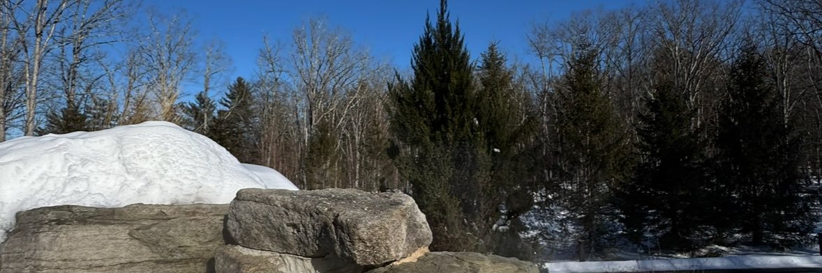 anggdee's profile banner image