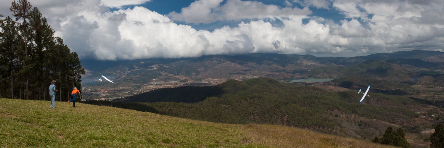 richardretecno's profile banner image