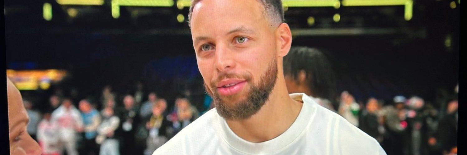 aly banner