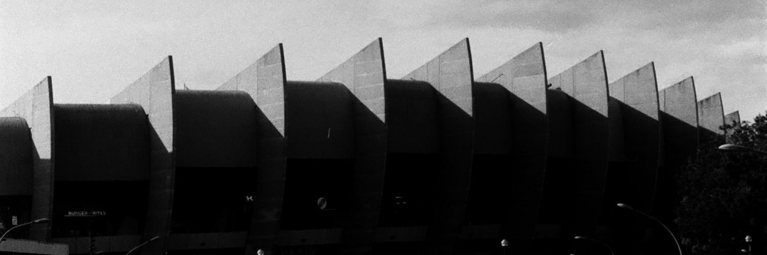 louisbouch's profile banner image