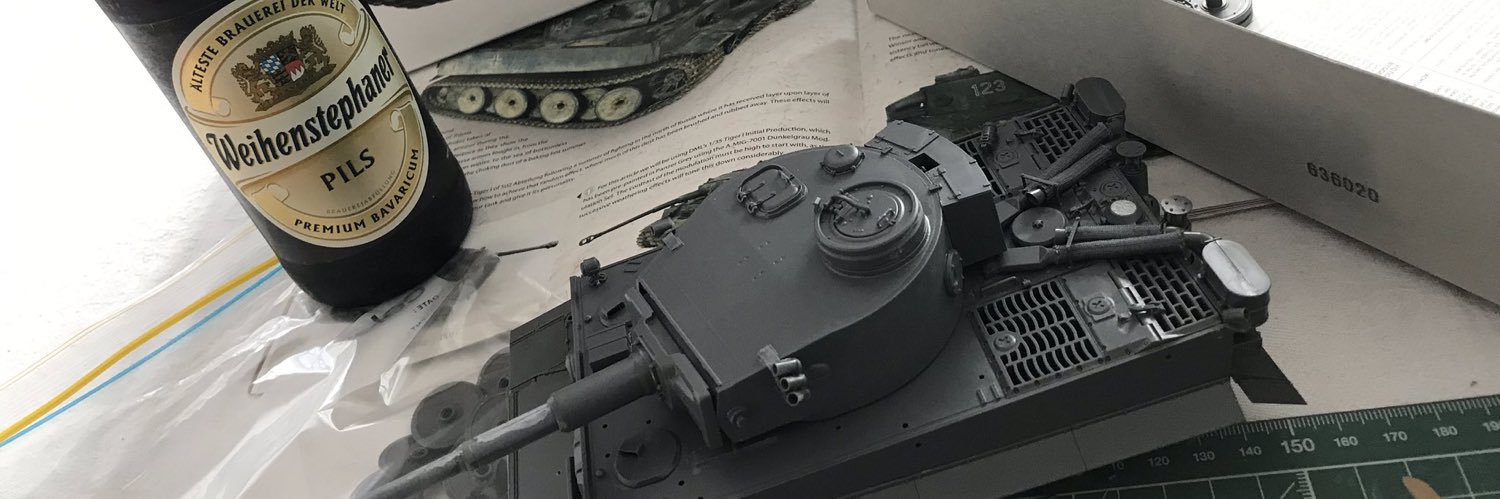 Biers und Panzers banner
