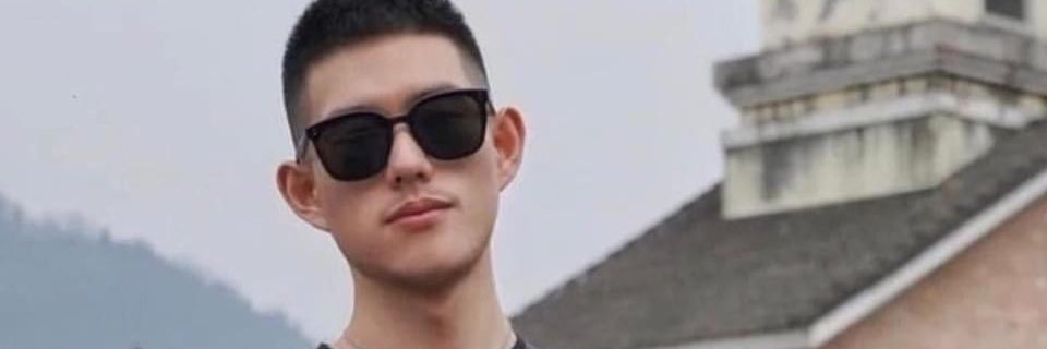 Nguyenlongpr's profile banner image
