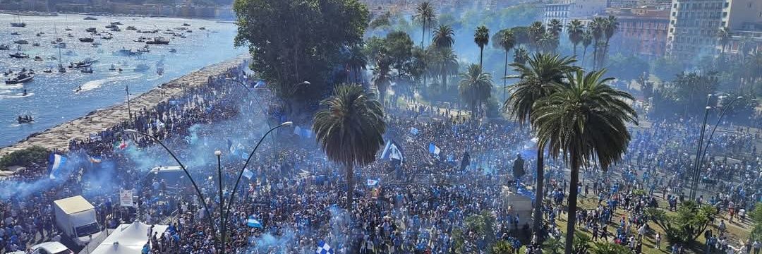 napolidipendente🌋 banner