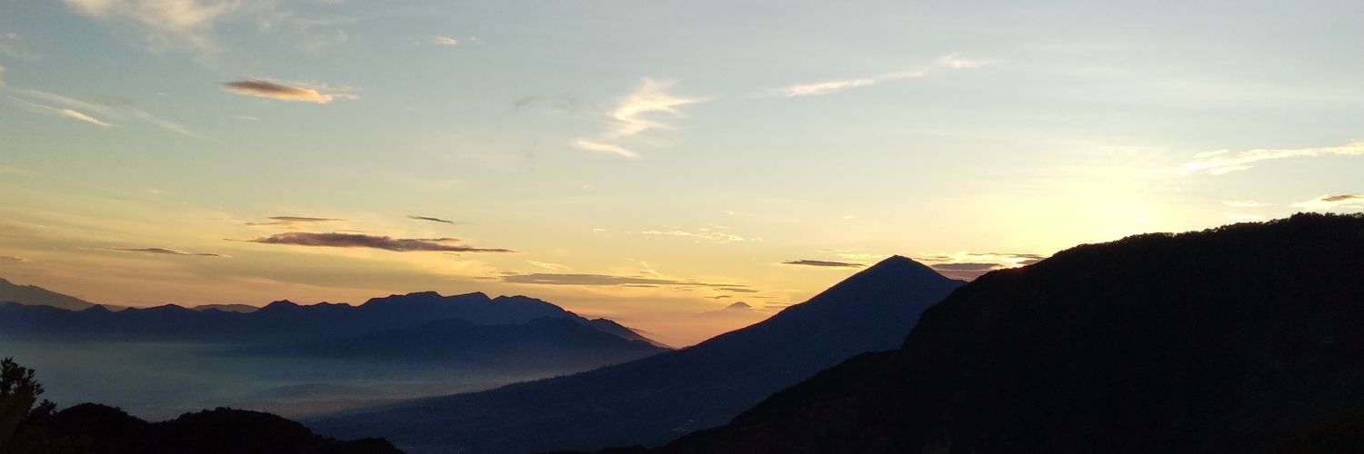 ziziaaaa's profile banner image