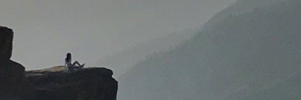 tika_thinks Profile Banner