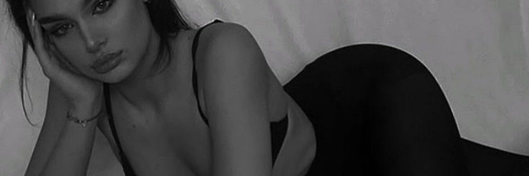 daririB's profile banner image