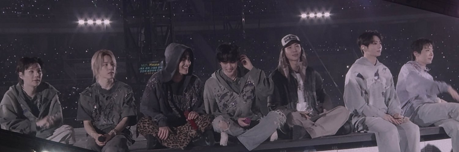 whk7tan's profile banner image