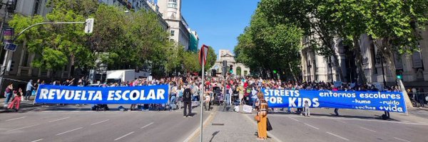 RevueltaEscolar Profile Banner