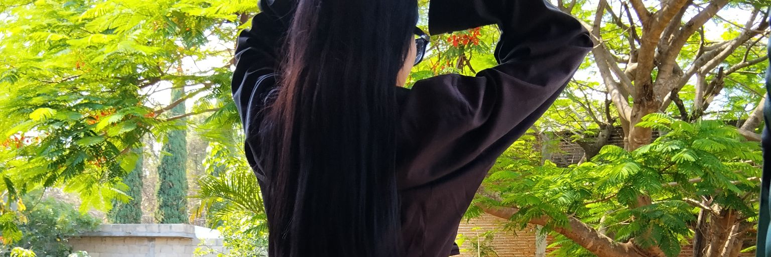 Novia Hotgirl banner