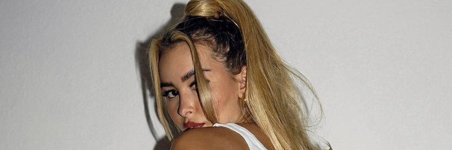 ELENA KAMPERI (@KamperiElena) / Twitter