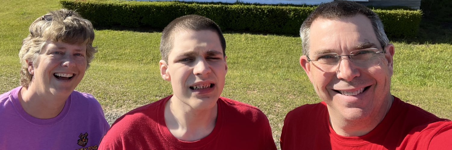 KOMWally's profile banner image