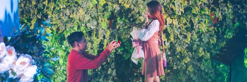 Christine May 💫 banner