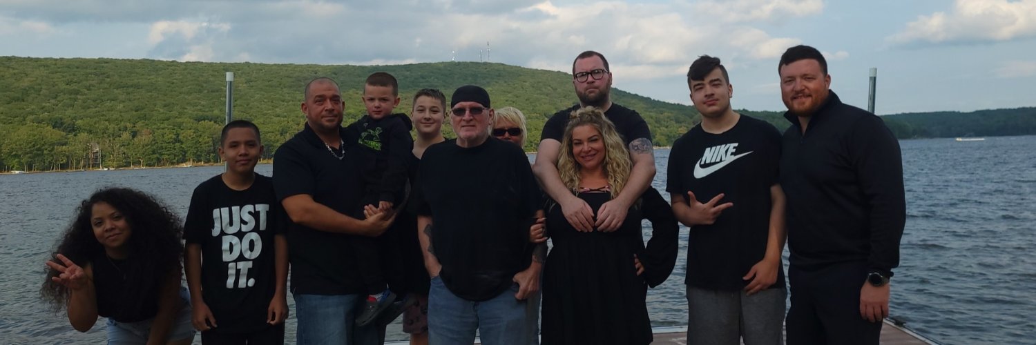 V_Pasc64's profile banner image