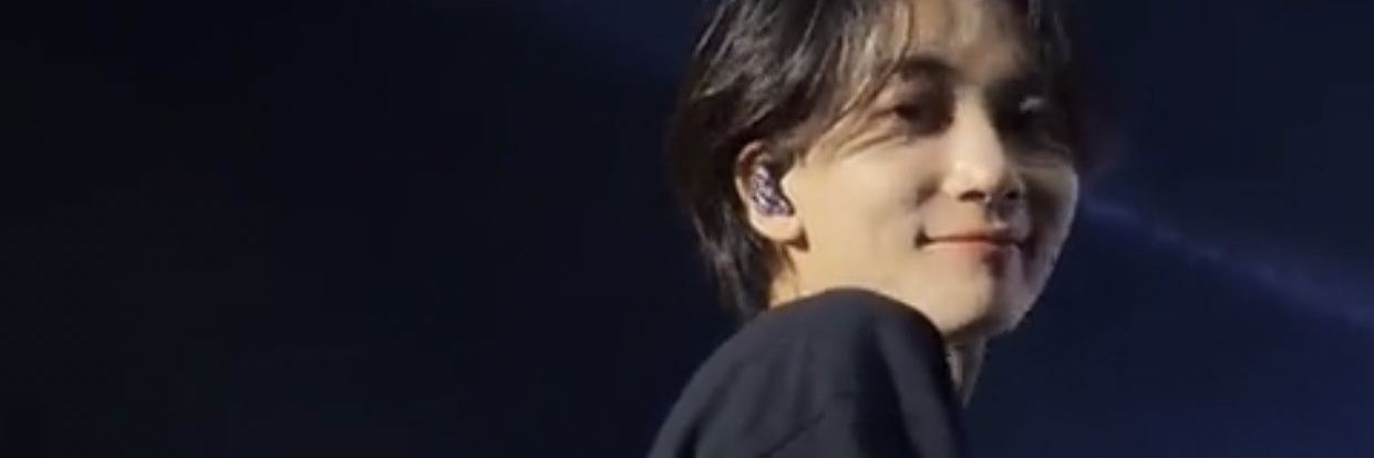 JHmineee's profile banner image