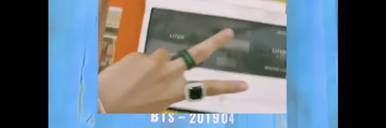 ヒョンソクの膝小僧 banner