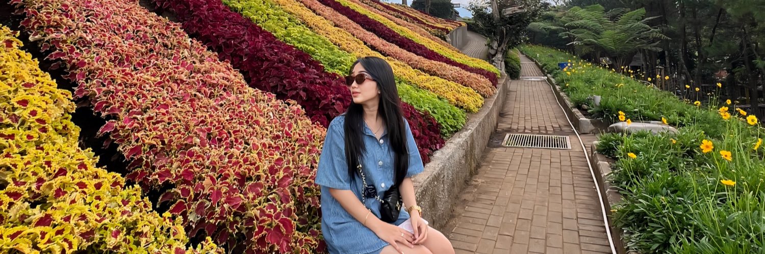 queensan98's profile banner image