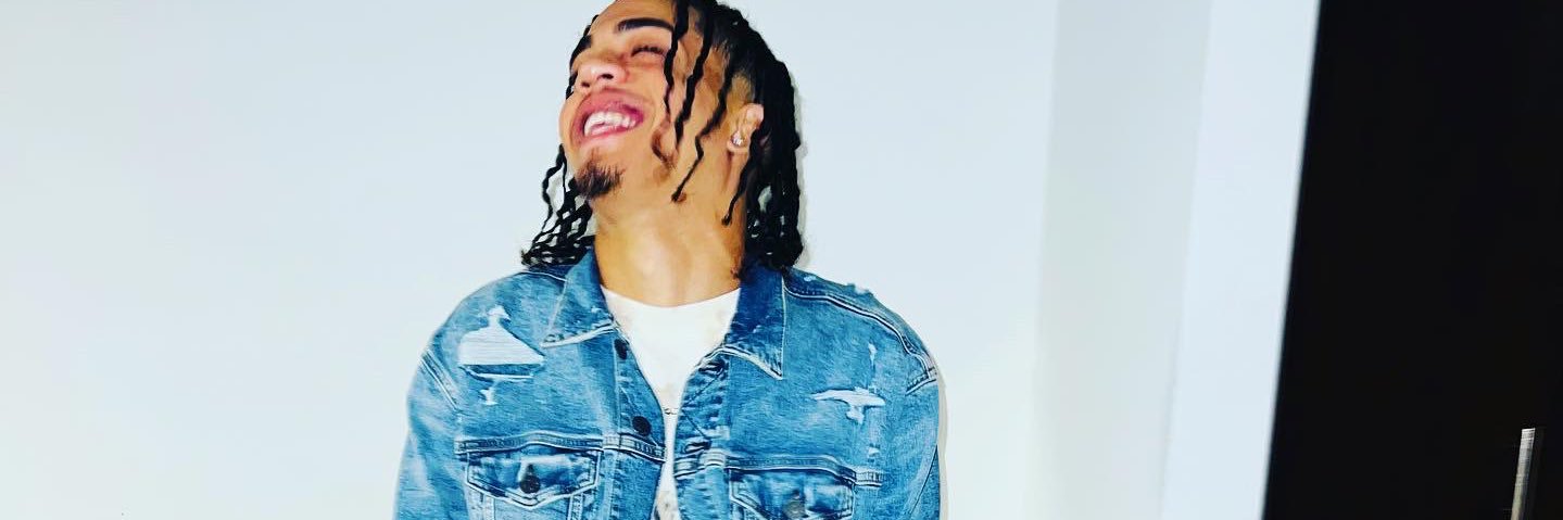 Vic_YMS's profile banner image
