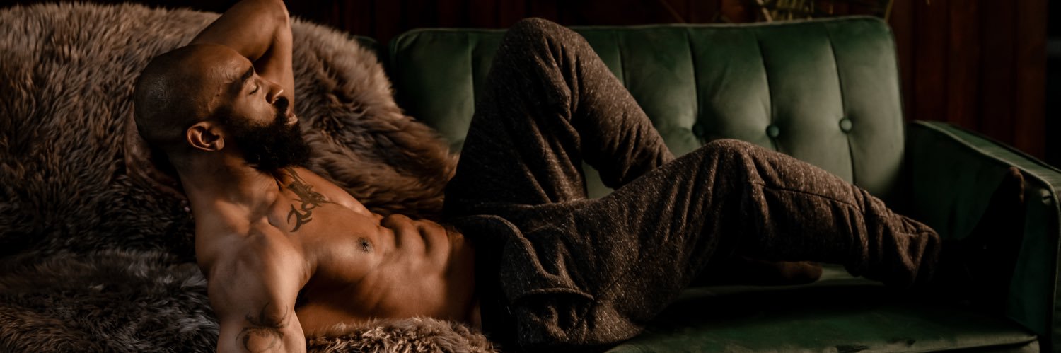 Foxworth Vorn banner