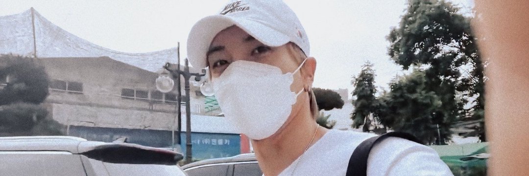 cchixxi's profile banner image